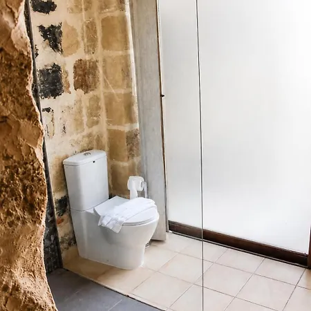 Charming Double With Pool In