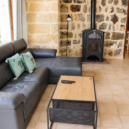 Charming Double With Pool In *